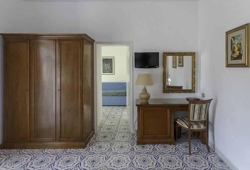 Полулюкс Вид на Море, Bellavista