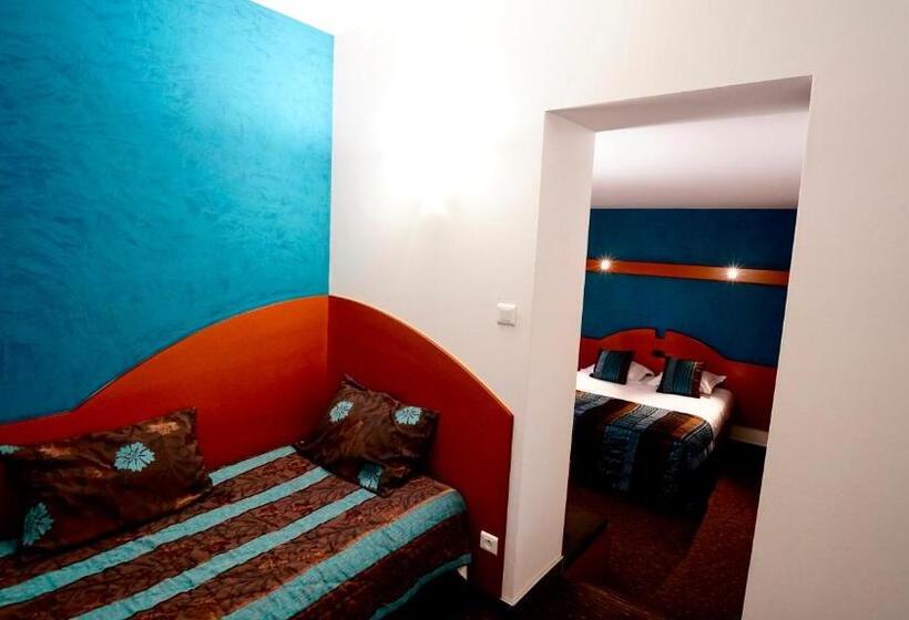 غرفة قياسية ثلاثية, Boutique Logis Hôtel Relais De Vincey