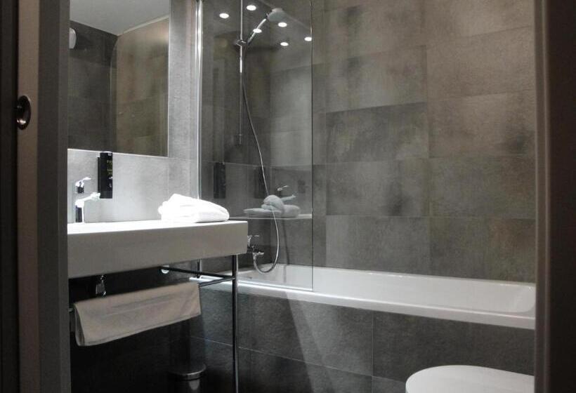 اتاق استاندارد با بالکن, Chalet Hôtel Du Bois