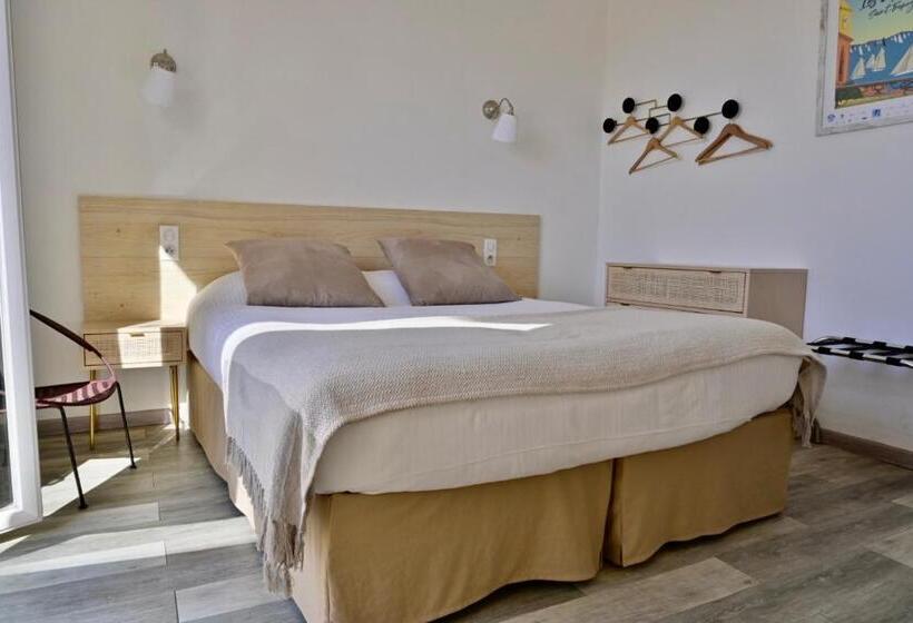 اتاق لوکس, Hôtel La Petite Bohème