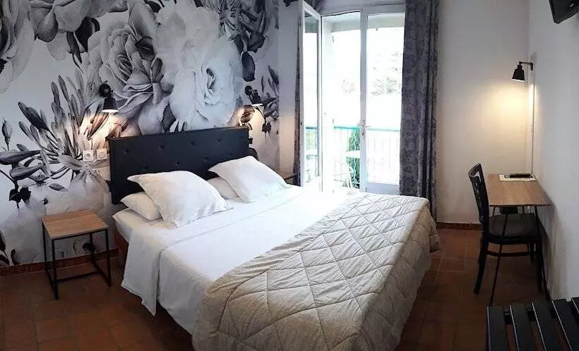 スタンダードルーム, Hôtel Saintmichel
