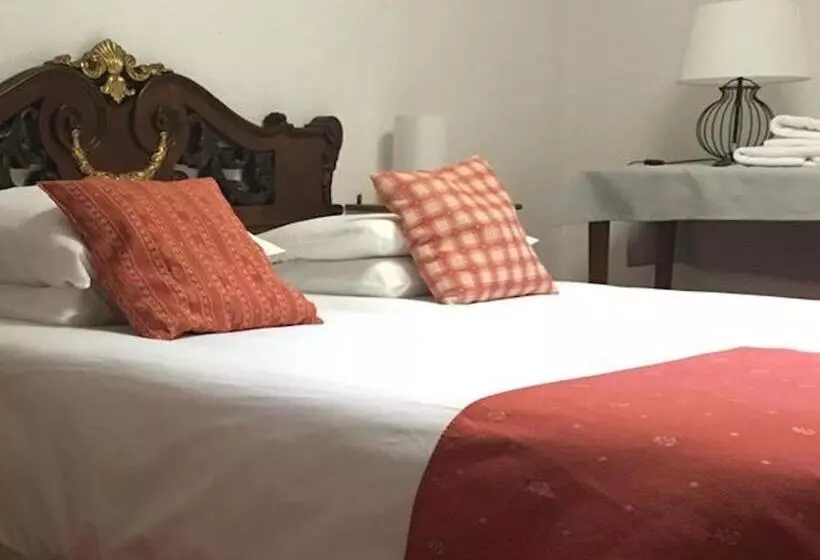 スタンダードルーム, L'auberge Catalane