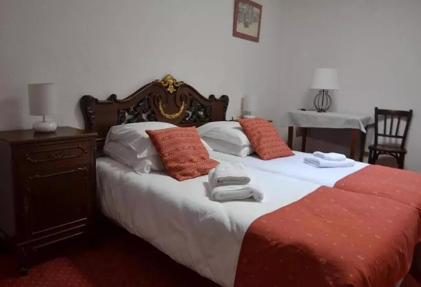 スタンダードルーム, L'auberge Catalane