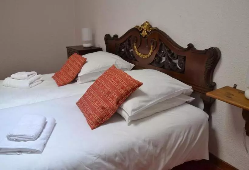 スタンダードルーム, L'auberge Catalane