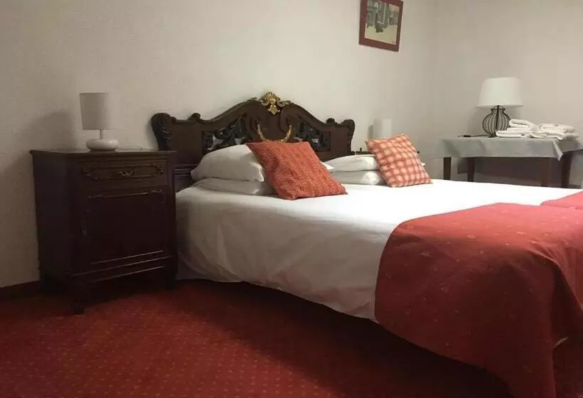スタンダードルーム, L'auberge Catalane