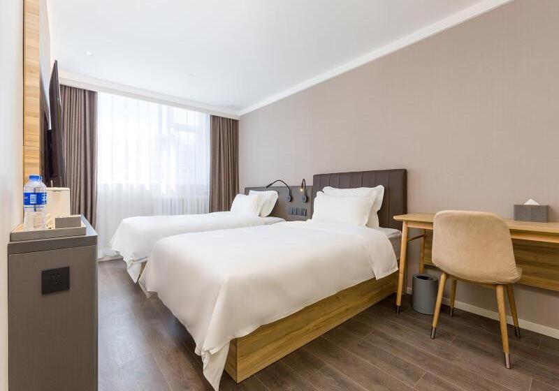 غرفة قياسية, Logis Hotel & Restaurant Le Carnot