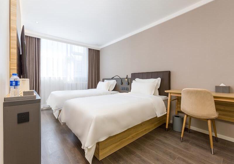 غرفة قياسية, Logis Hotel & Restaurant Le Carnot