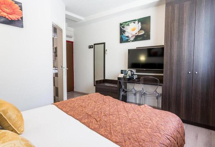 コンフォートルーム, Le Centre