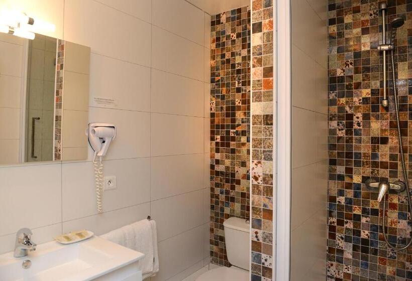 غرفة قياسية, Logis Hôtel Andreinia & Cabanes