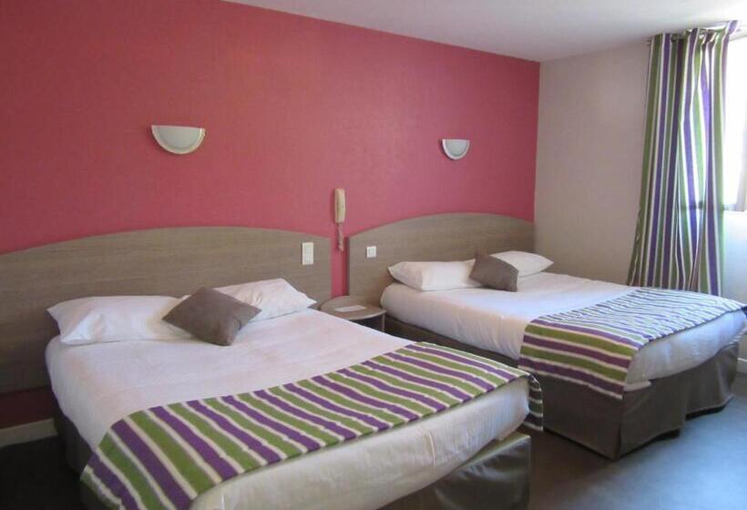 غرفة عائلية, Logis Hôtel Andreinia & Cabanes