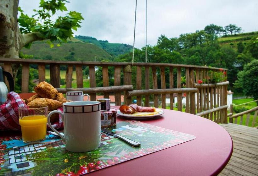 Шале 1 Спальня, Logis Hôtel Andreinia & Cabanes