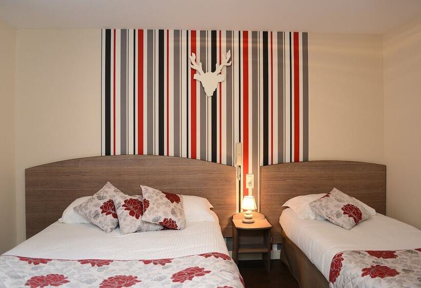 غرفة قياسية ثلاثية, Logis Hôtel Andreinia & Cabanes