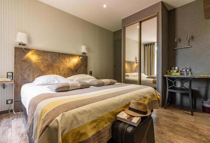 חדר משפחתי נוף לגינה, Logis Auberge De La Sélune