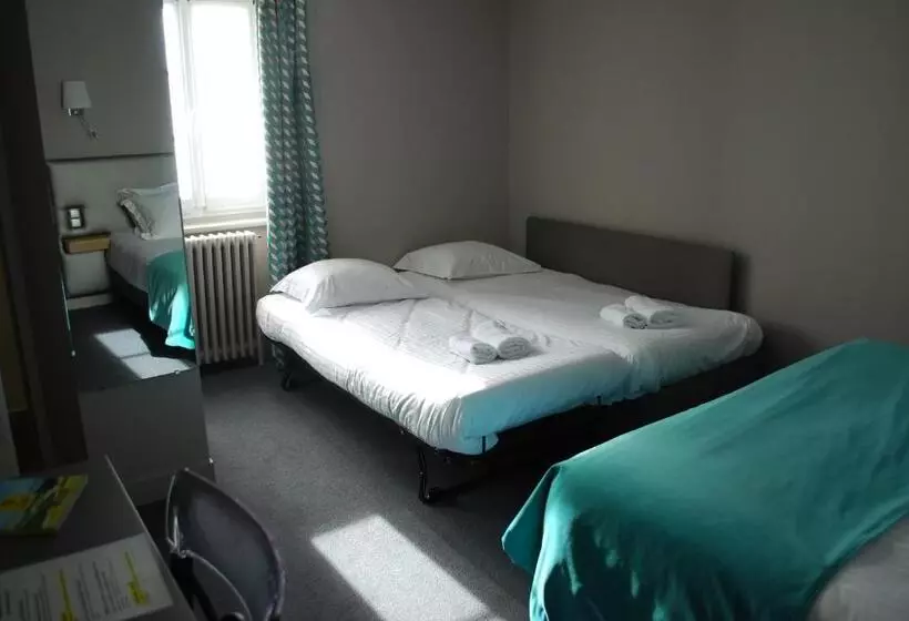 スタンダード４人部屋, Logis Auberge De La Sélune