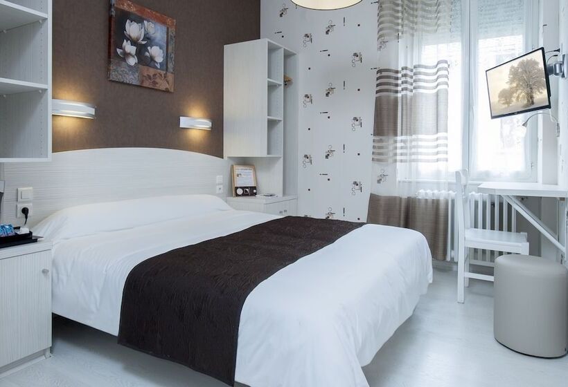 חדר קומפורט, Logis Hôtel Restaurant Cazes Arazat