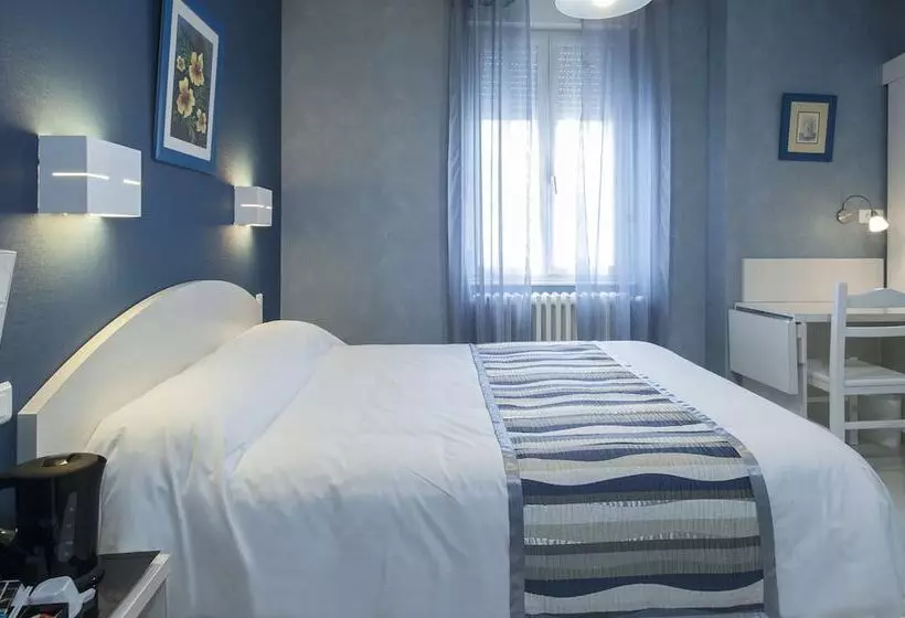コンフォートルーム, Logis Hôtel Restaurant Cazes Arazat