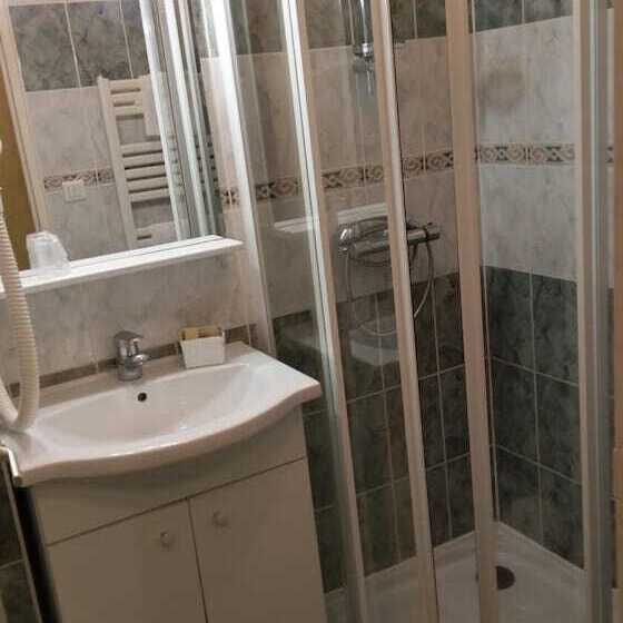 Номер Стандарт Трехместный, Logis De L Europe Restaurant Le Cepage