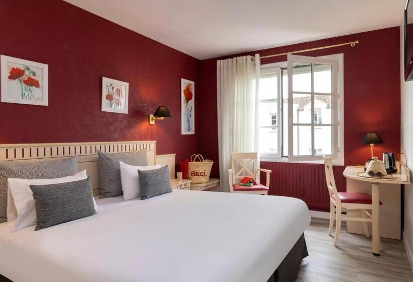 غرفة سوبيريور, Logis Hôtel Restaurant Le Fontarabie