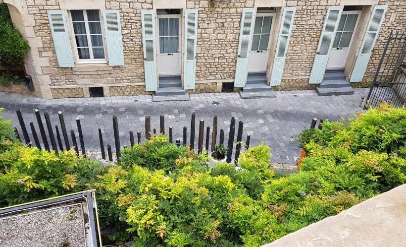 חדר משפחתי, Logis Hôtel Restaurant Le Fontarabie