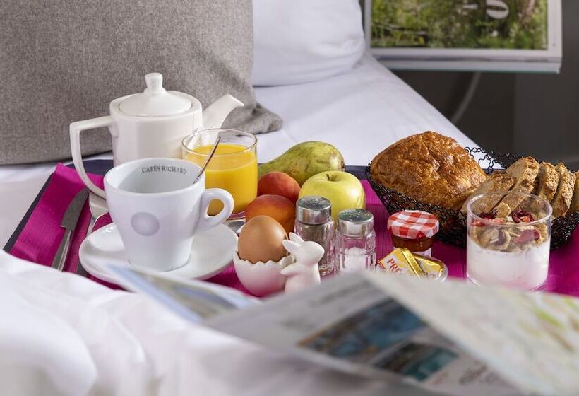 Номер Стандарт, Logis Hôtel Restaurant Le Fontarabie