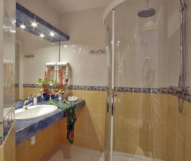 غرفة سوبيريور فردية, Logis Hôtel Restaurant Le Fontarabie