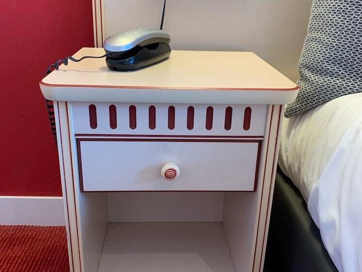 غرفة سوبيريور, Logis Hôtel Restaurant Le Fontarabie