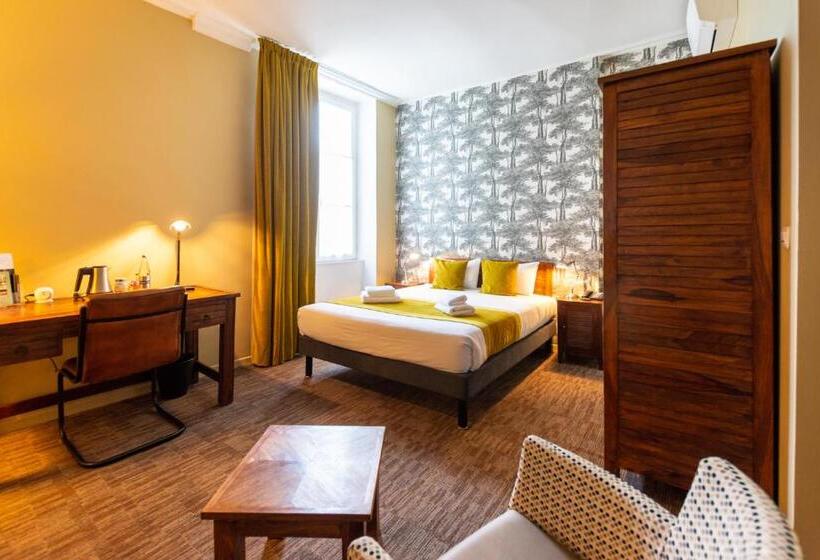 Номер Комфорт, Logis Hôtel Le Vert Galant