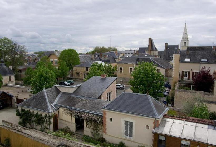 家庭间, Logis Hôtel Le Vert Galant