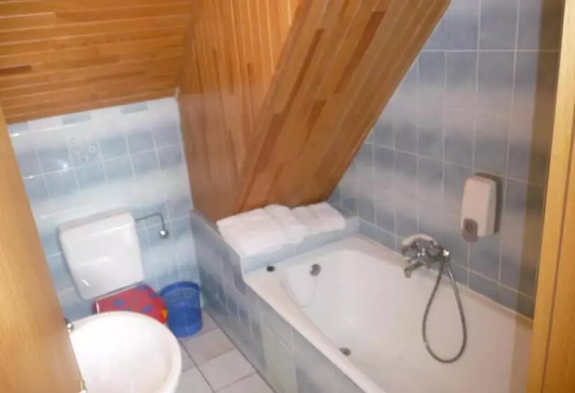 スタンダード4人部屋, Relais Du Klevener