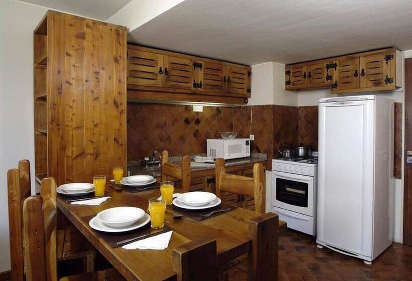 家族用アパートメント, Apart Costa Azul