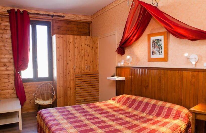 Номер Стандарт, Au Sans Souci