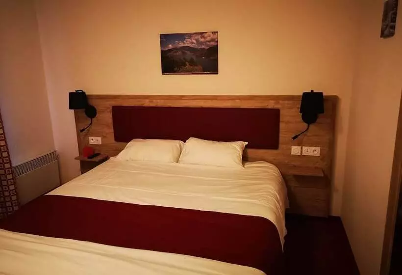 スタンダード４人部屋, Hôtel Espace Montclar