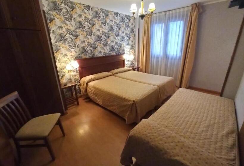 اتاق استاندارد, La Estrada