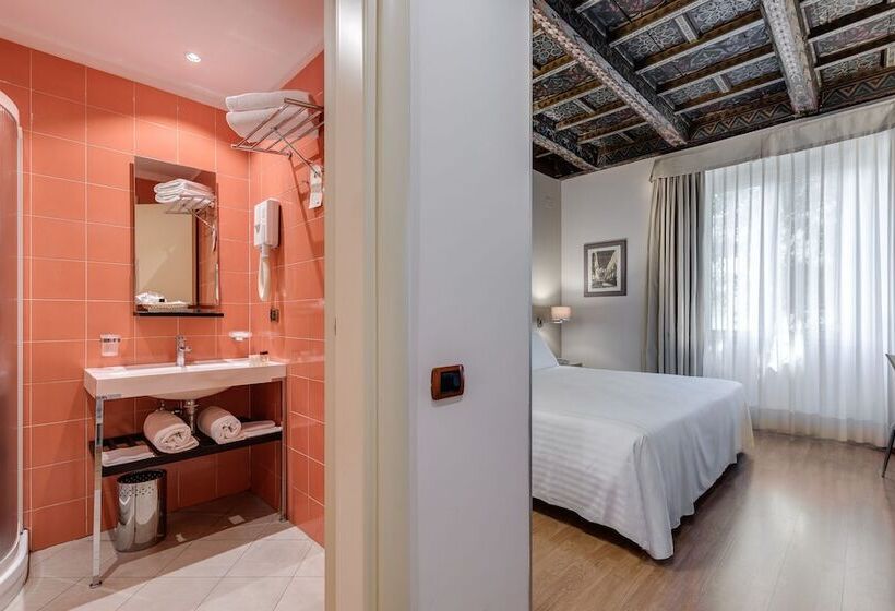 اتاق لوکس, La Fortezza