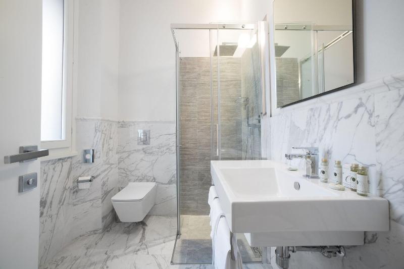 اتاق استاندارد یک نفره, La Fortezza