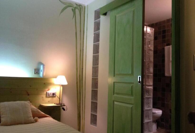 컴포트 룸, Le Relais De Moustiers