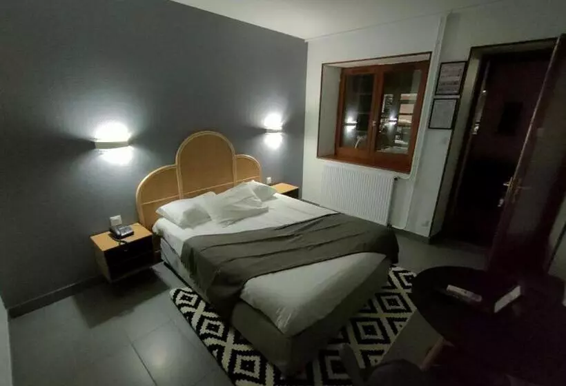 スタンダードルーム, Logis Hôtel & Restaurant Le Soleil D Or