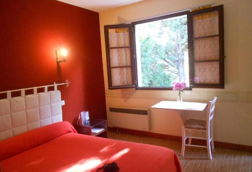 スタンダード４人部屋, Logis De La Garenne