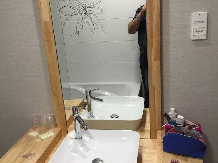 غرفة قياسية فردية, Logis Hotel Des Bourbons