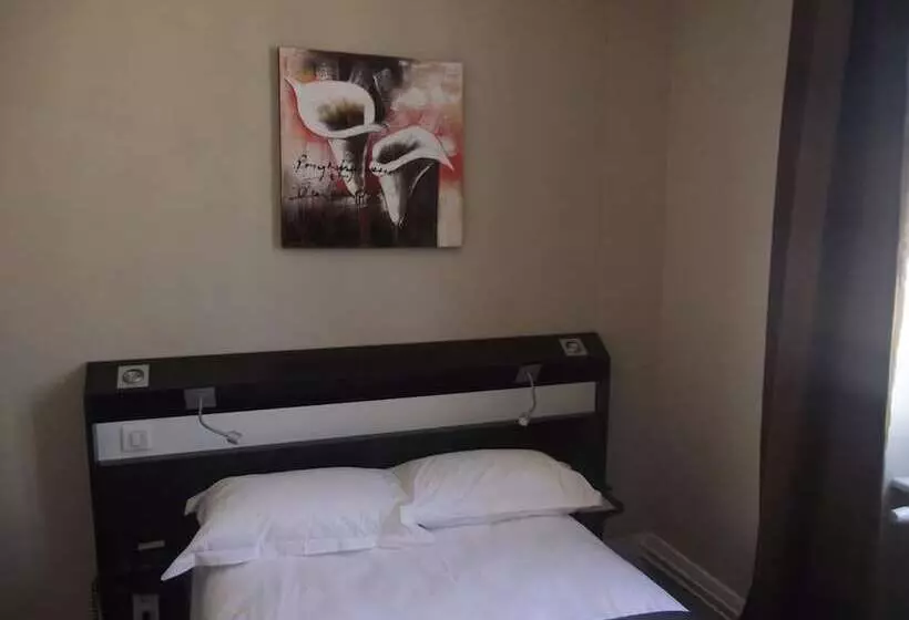 Comfort Yhden Hengen Huone, Logis Hotel Des Bourbons