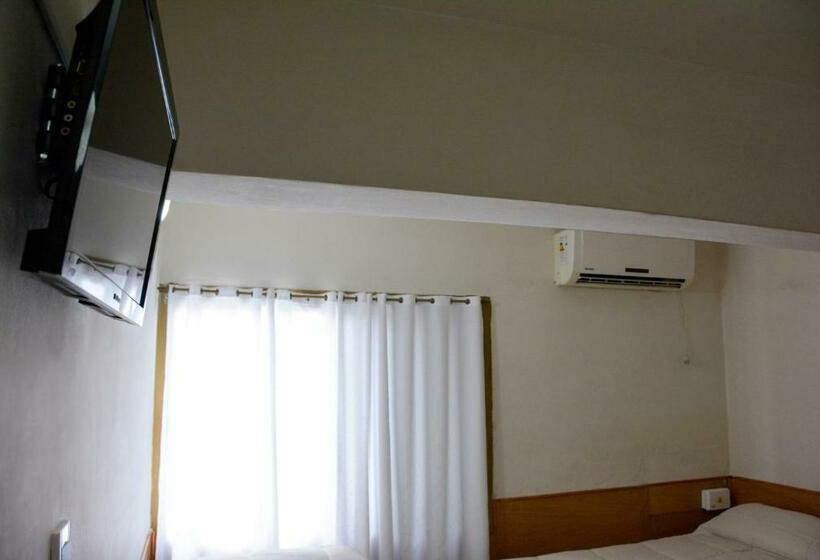 StandaardKamer, Menossi