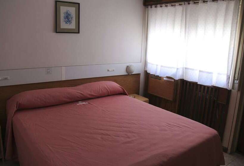 StandaardKamer, Menossi