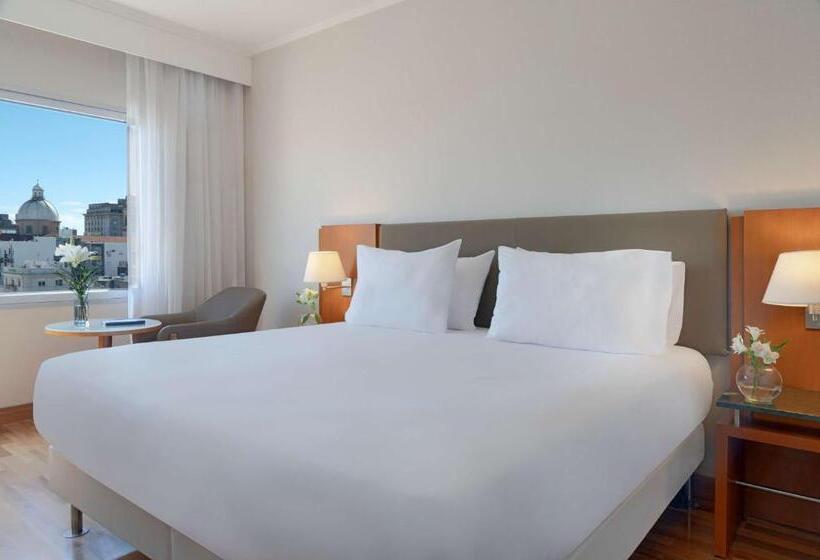 Номер Стандарт, NH Montevideo Columbia