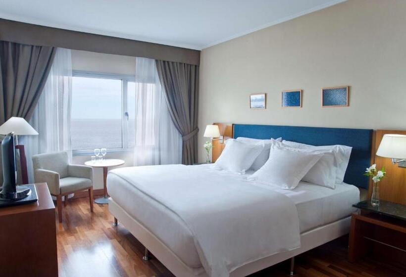 Номер Superior с Видом, NH Montevideo Columbia