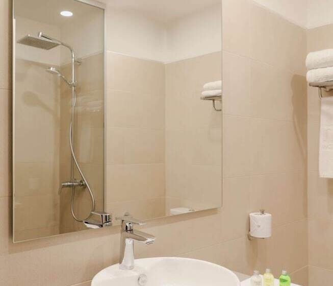 חדר סטנדרט, NH Montevideo Columbia