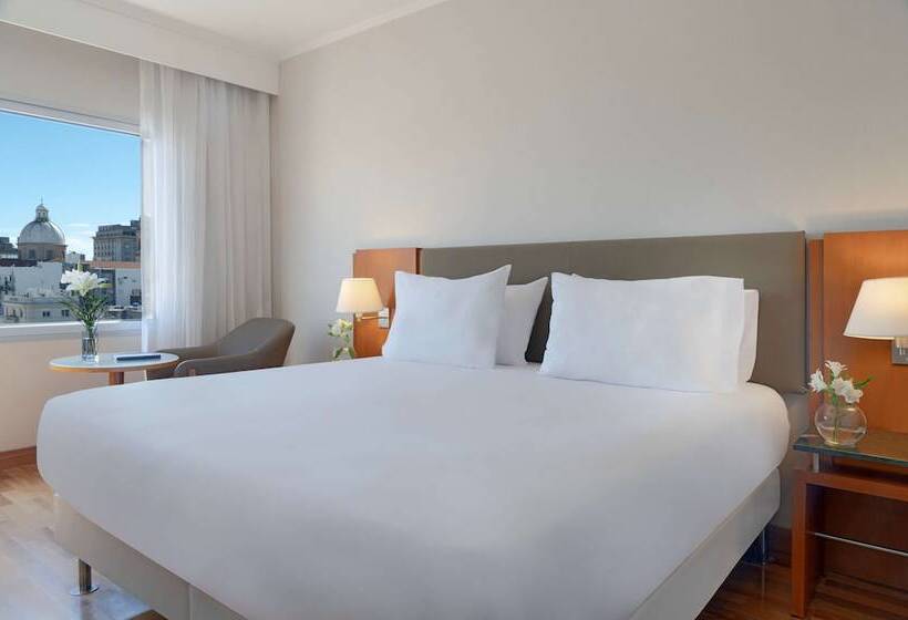 חדר סטנדרט, NH Montevideo Columbia