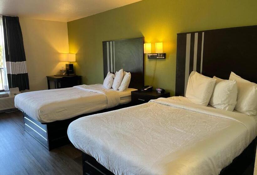 غرفة قياسية رباعية, Quality Inn Elkton St. Augustine South