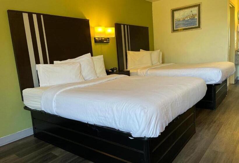 غرفة قياسية رباعية, Quality Inn Elkton St. Augustine South