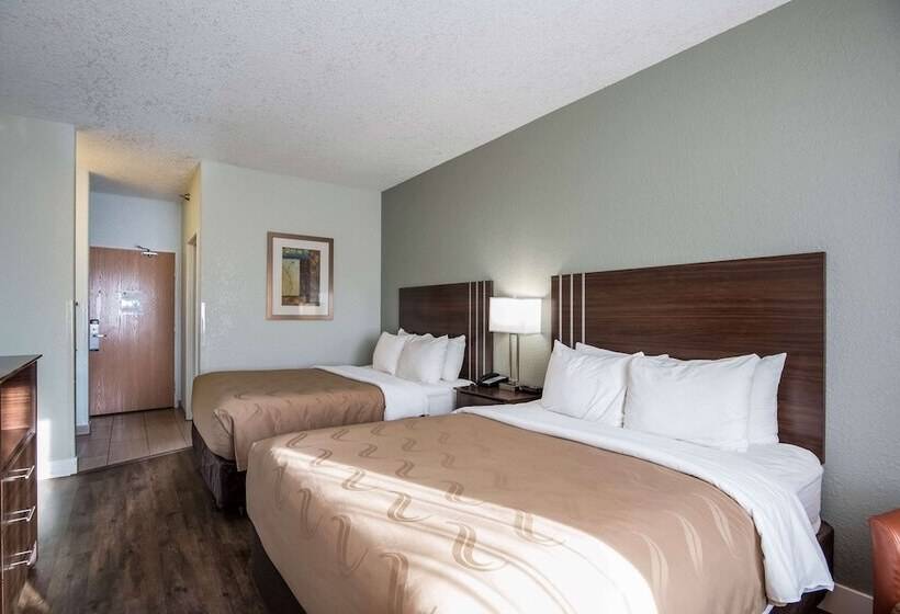 스탠다드 룸 더블 침대 2개, Quality Inn & Suites West