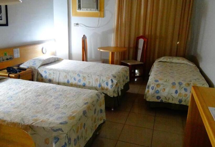 标准三人间, Rede Andrade Onda Mar